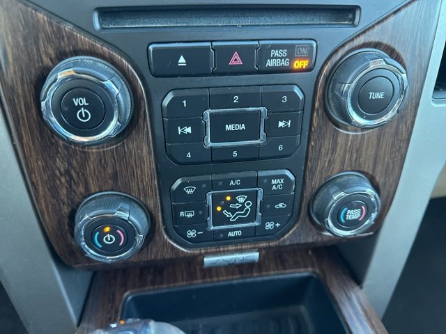 Used 2014 Ford F150 Lariat w/ Equipment Group 502A Luxury image 23