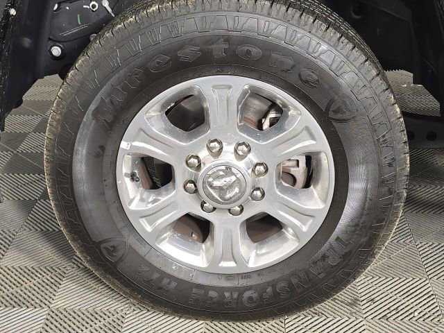 Used 2024 RAM 2500 Big Horn w/ Safety Group image 10