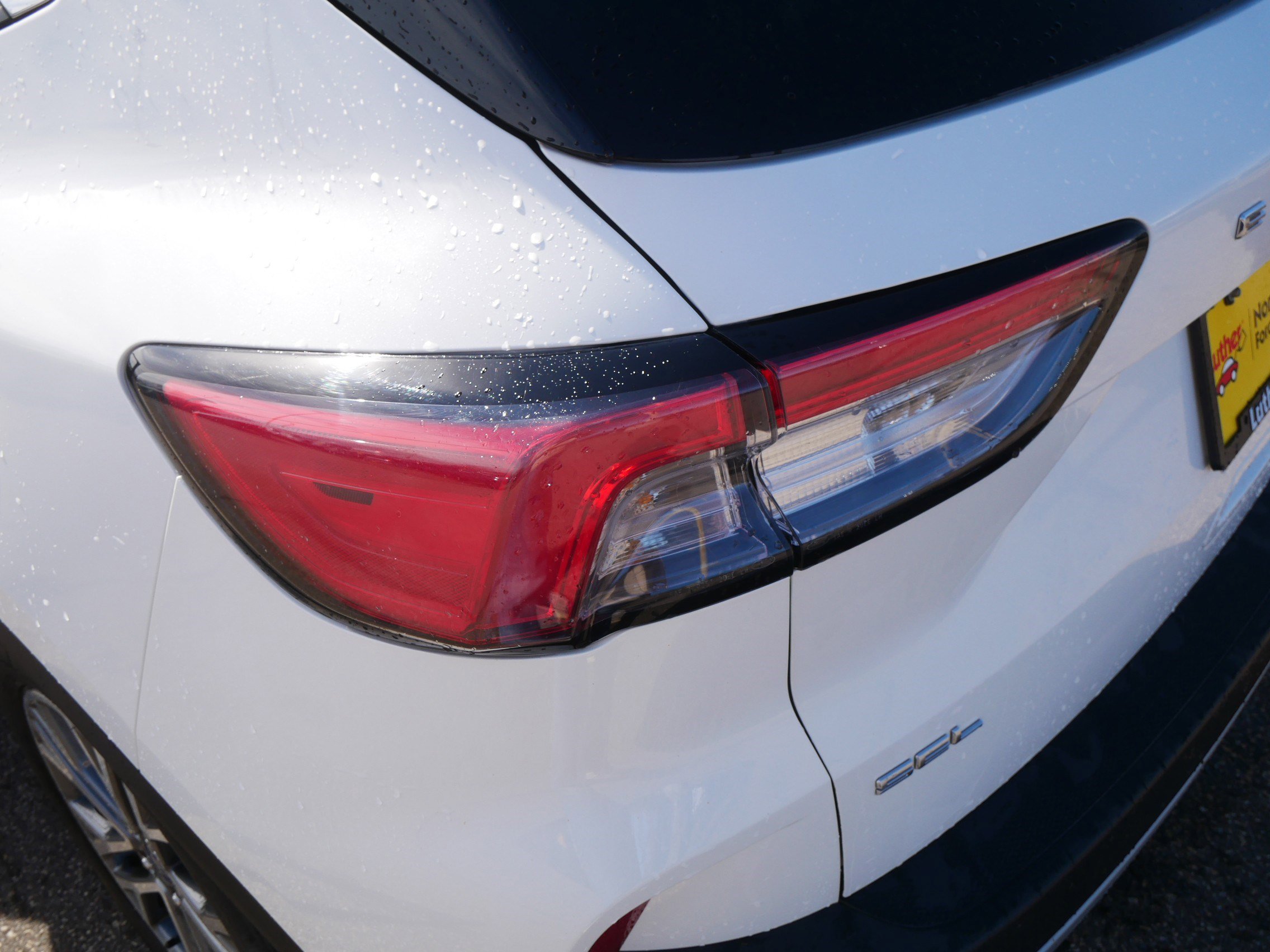 Certified 2022 Ford Escape SEL AWD/4WD image 17