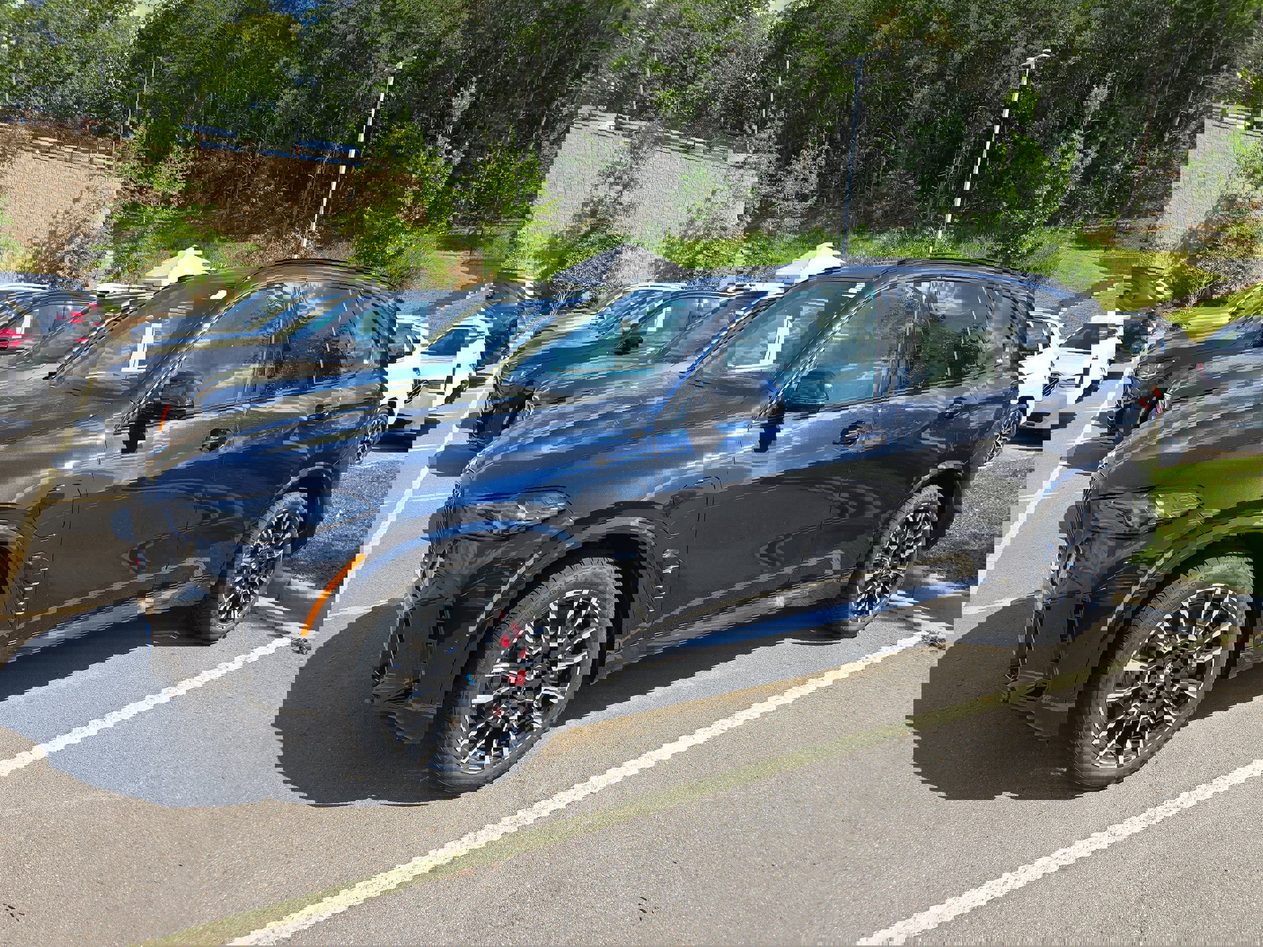 New 2026 BMW X5 xDrive50e w/ Executive Package image 4