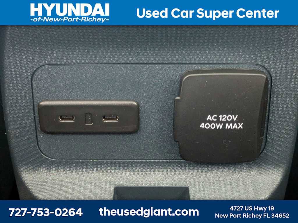 Used 2025 Ford Maverick XLT w/ XLT Luxury Package AWD/4WD image 17