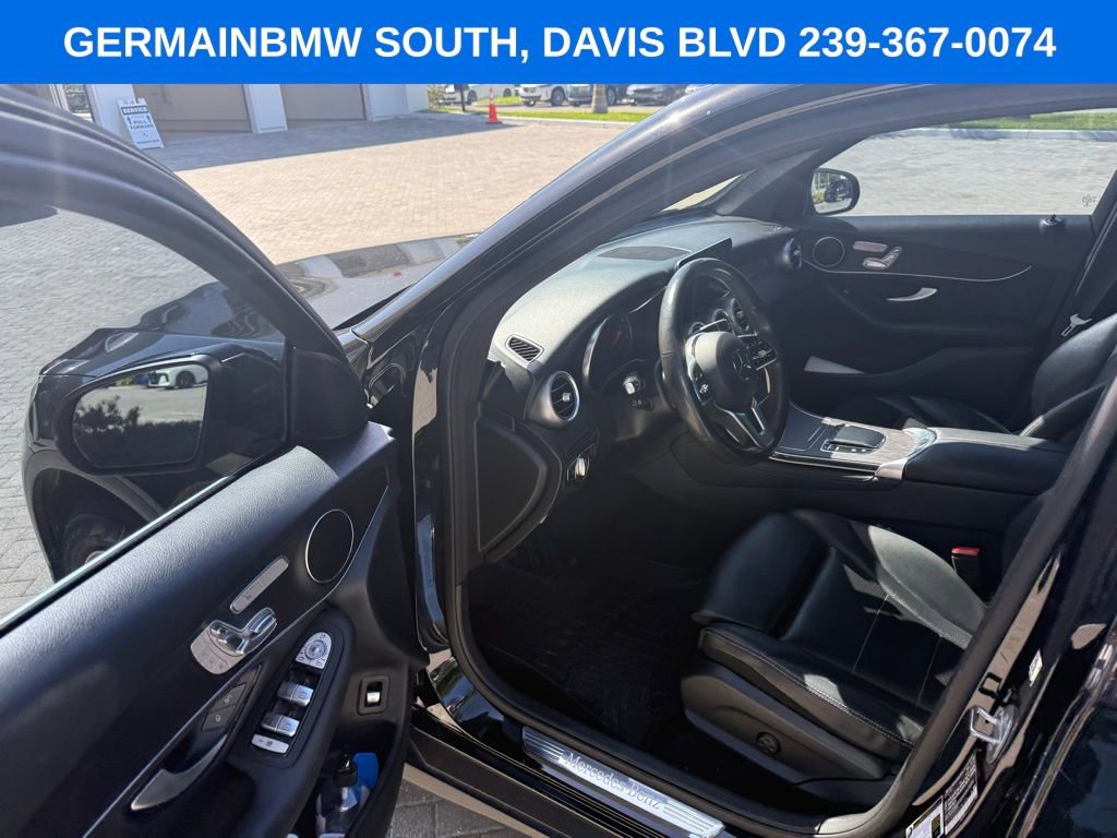Used 2020 Mercedes-Benz GLC 300 image 11