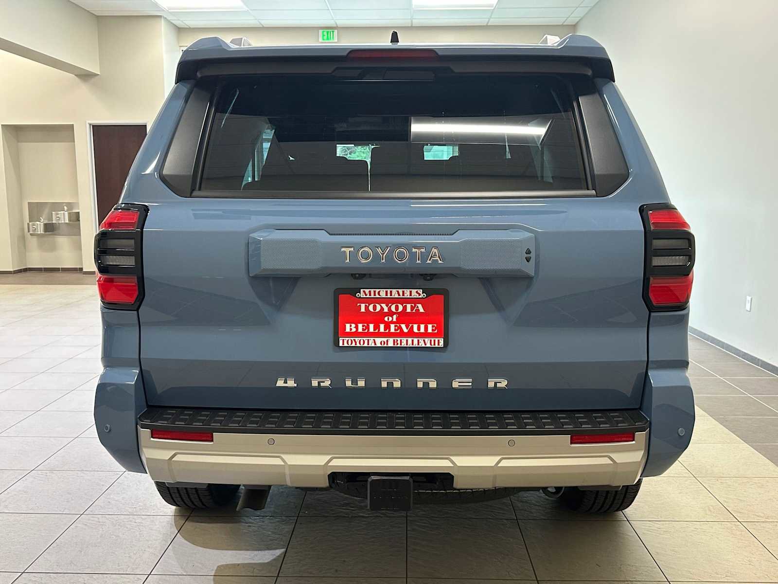 Certified 2025 Toyota 4Runner Limited AWD/4WD image 5