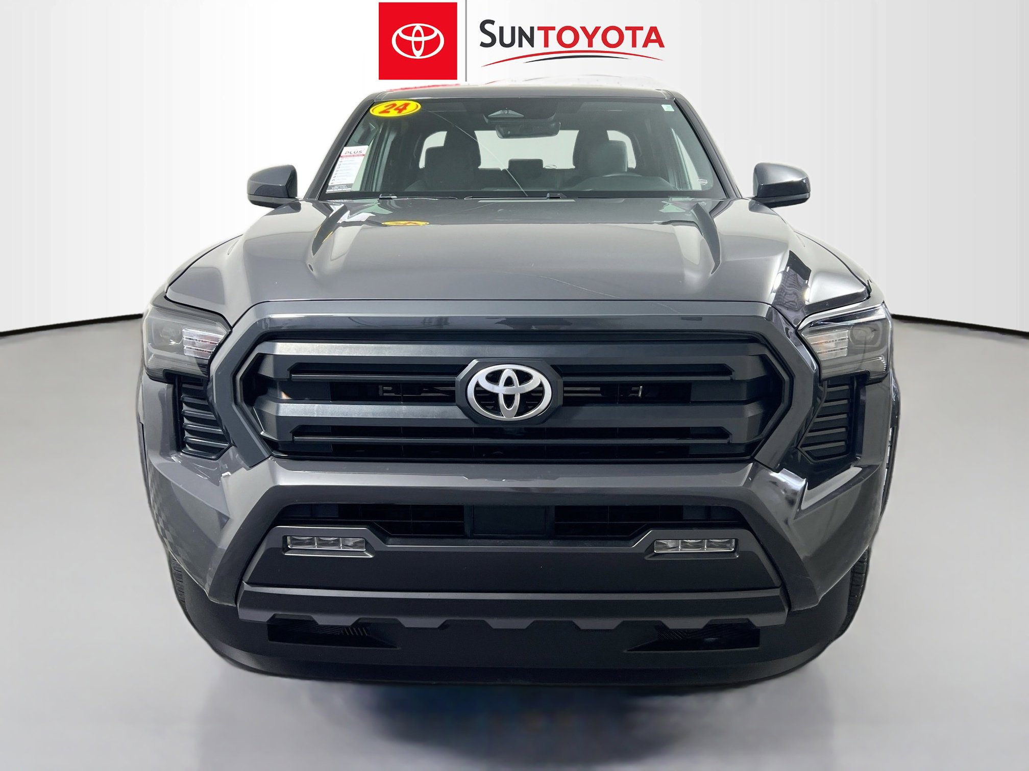 Used 2024 Toyota Tacoma SR5 RWD image 10