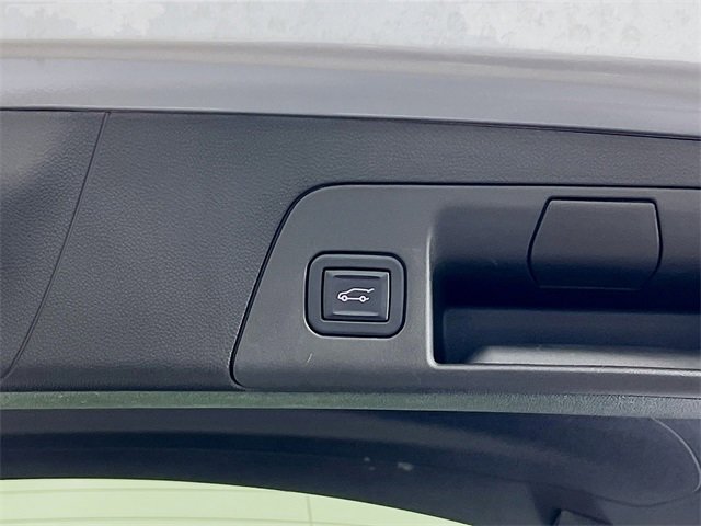 Used 2021 Buick Envision Essence w/ Technology Package I image 28