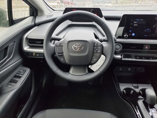 New 2026 Toyota Prius LE image 11
