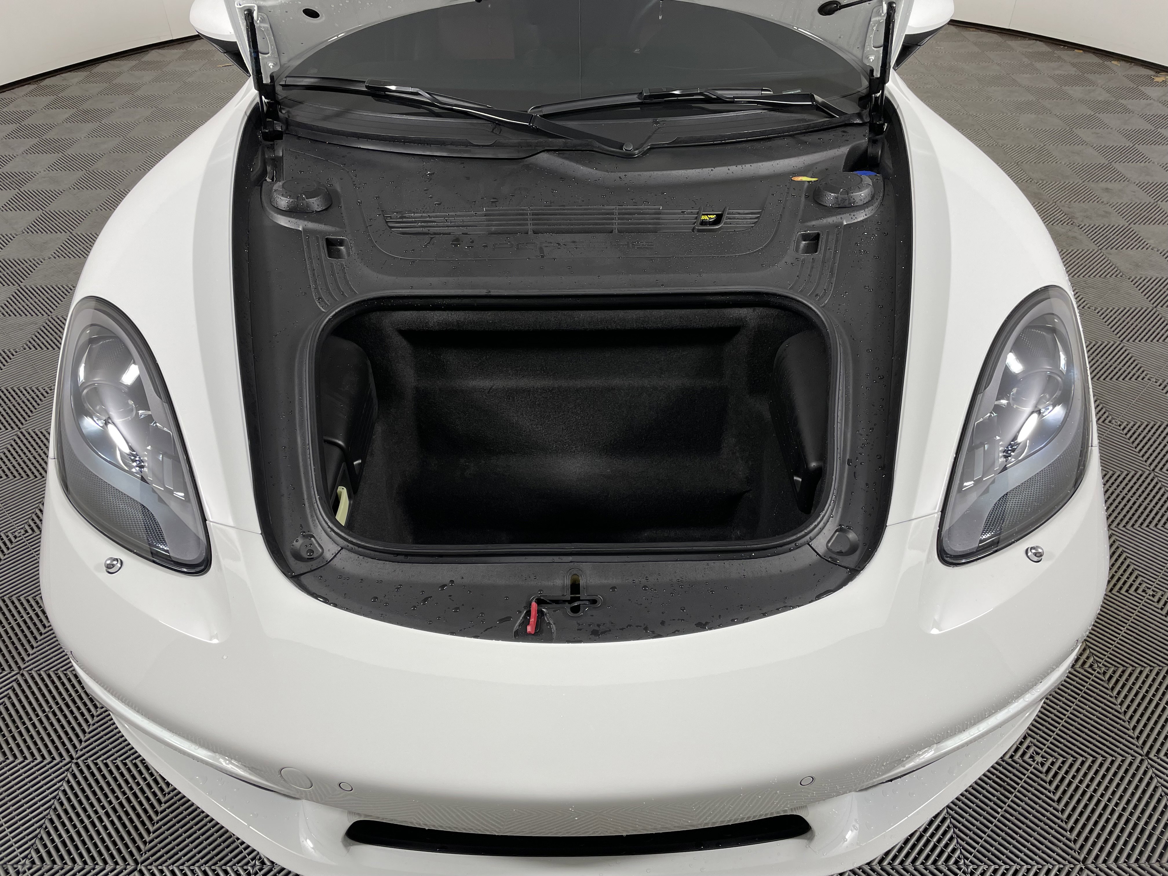 Used 2024 Porsche 718 Cayman image 22