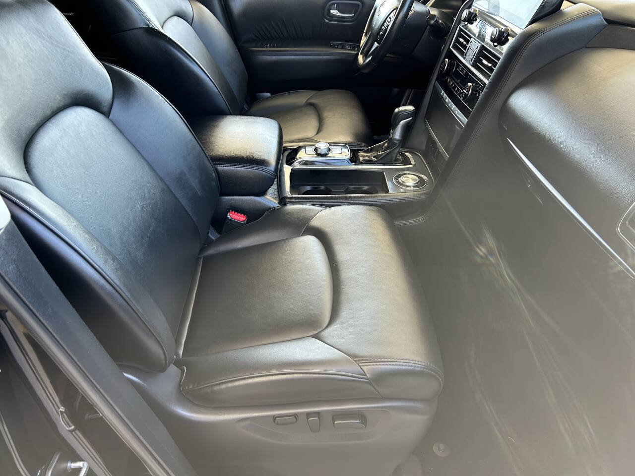 Used 2022 Nissan Armada SV RWD image 25