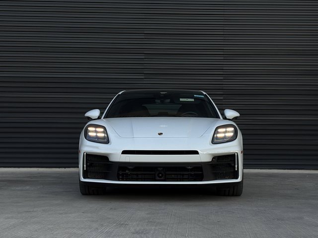 Certified 2024 Porsche Panamera image 10