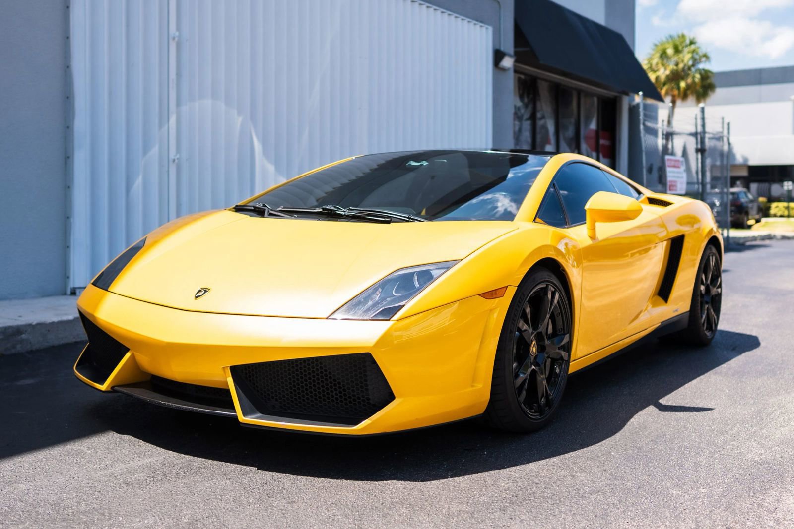 Used 2013 Lamborghini Gallardo LP 550-2 RWD image 3