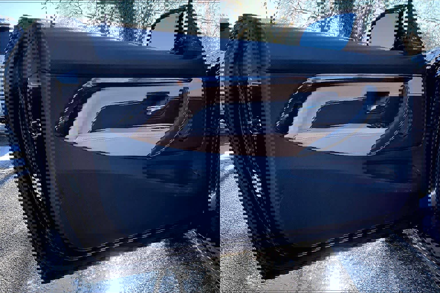 Used 2018 BMW M4 Convertible w/ Competition Package image 21