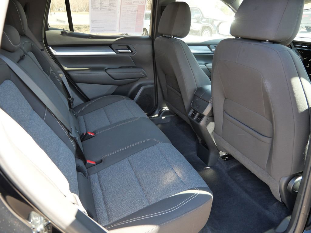 Used 2025 GMC Terrain Elevation image 21