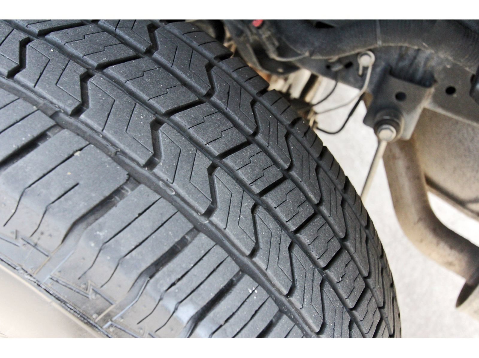 Used 2024 RAM 1500 Laramie AWD/4WD image 32