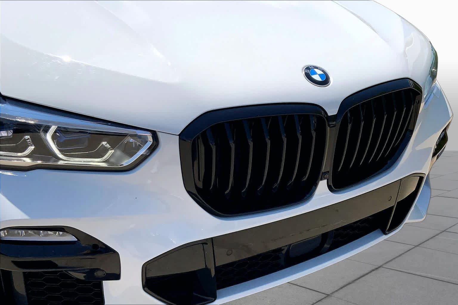 Used 2020 BMW X5 M50i w/ Executive Package AWD/4WD image 28
