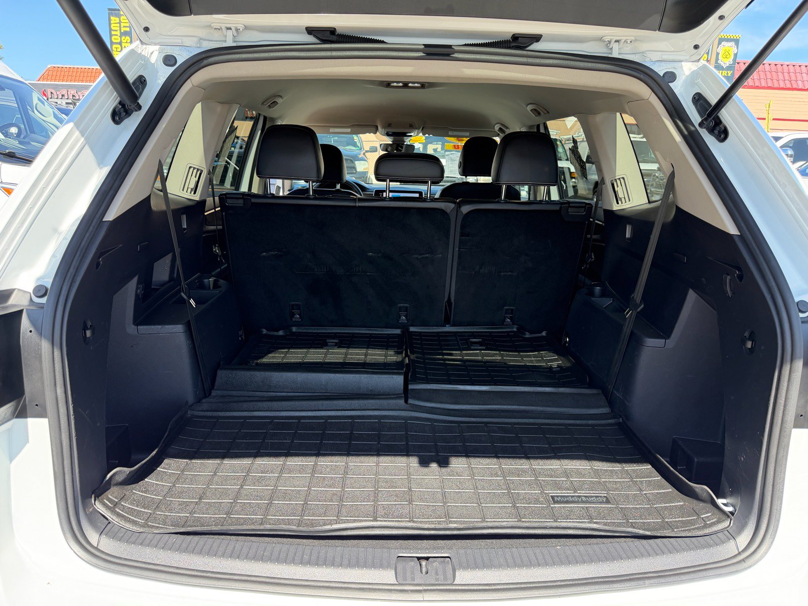 Used 2024 Volkswagen Atlas SE AWD/4WD image 10