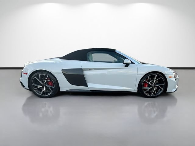 Used 2023 Audi R8 V10 performance w/ Carbon Exterior Package RWD image 2
