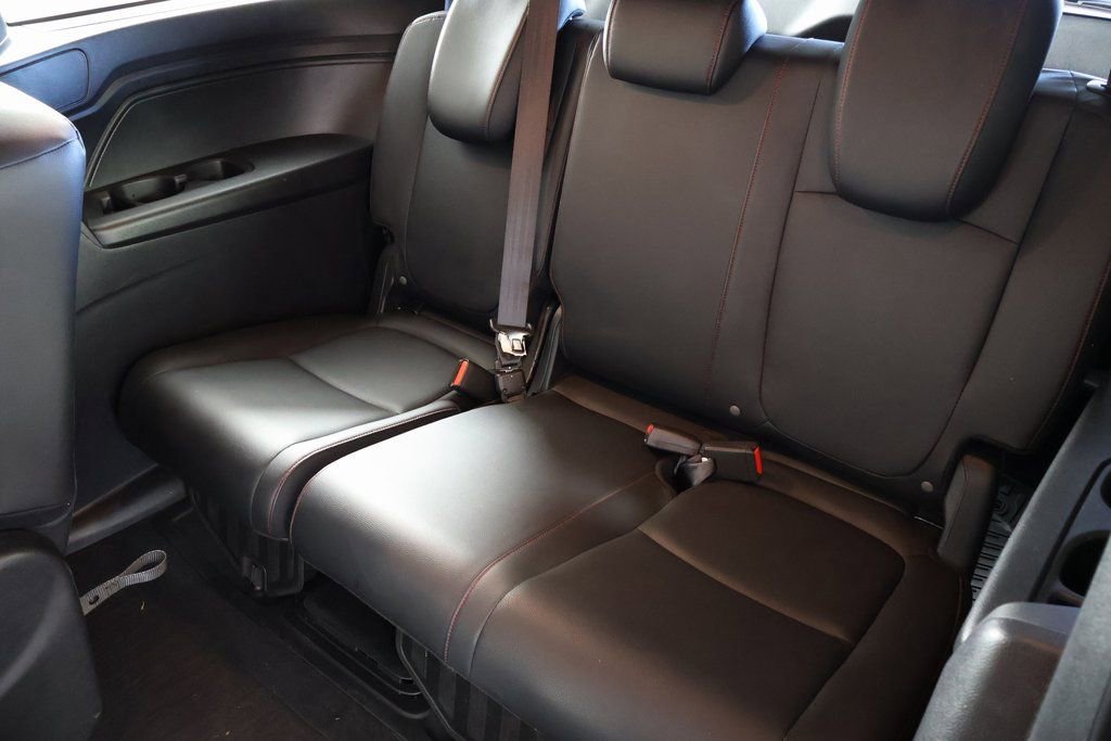 Used 2024 Honda Odyssey Sport image 12