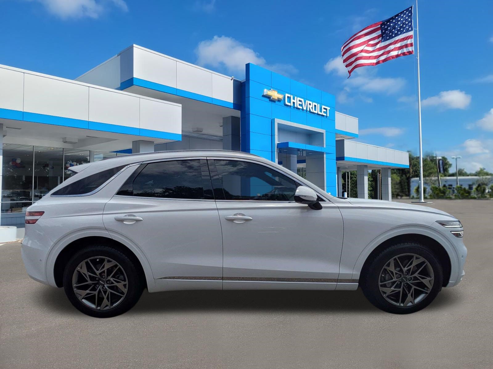 Used 2023 Genesis GV70 2.5T w/ Advanced Package AWD/4WD image 2