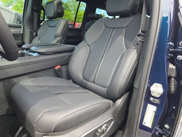 New 2026 Jeep Grand Wagoneer Limited AWD/4WD image 34