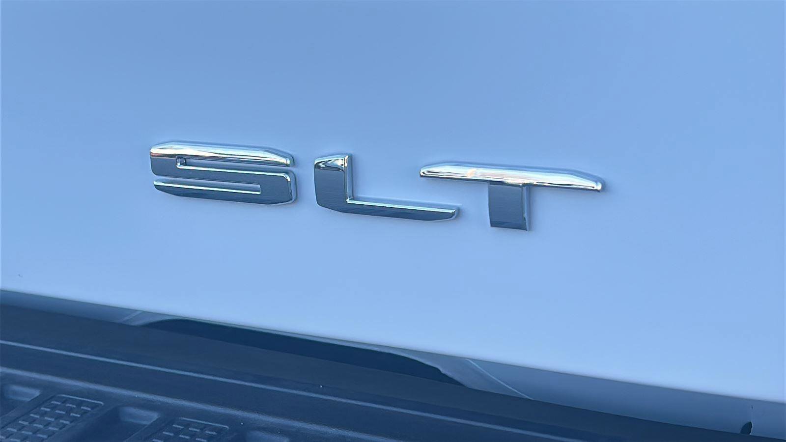 New 2026 GMC Sierra 1500 SLT w/ SLT Premium Plus Package image 8