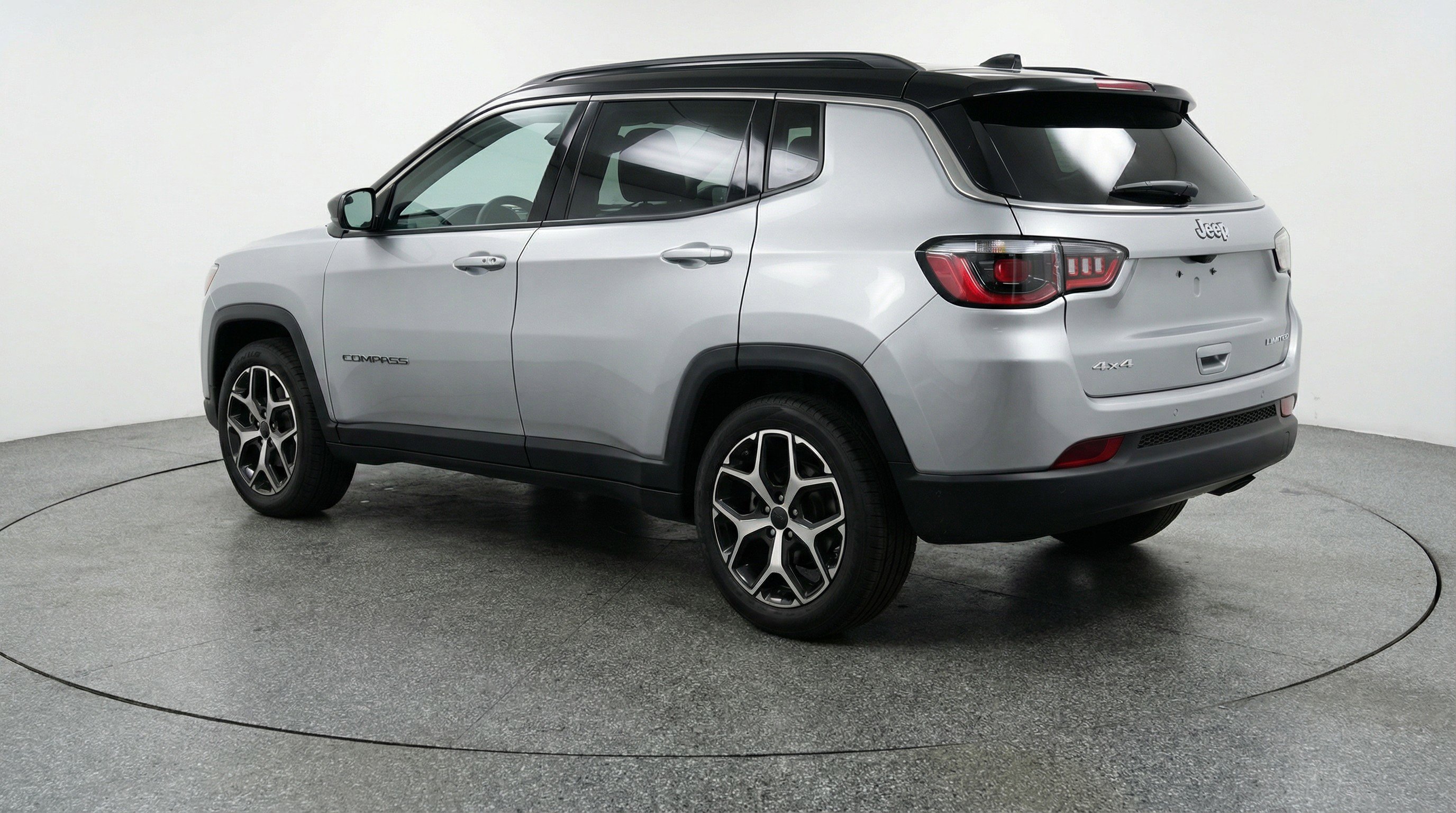 Used 2025 Jeep Compass Limited AWD/4WD image 6