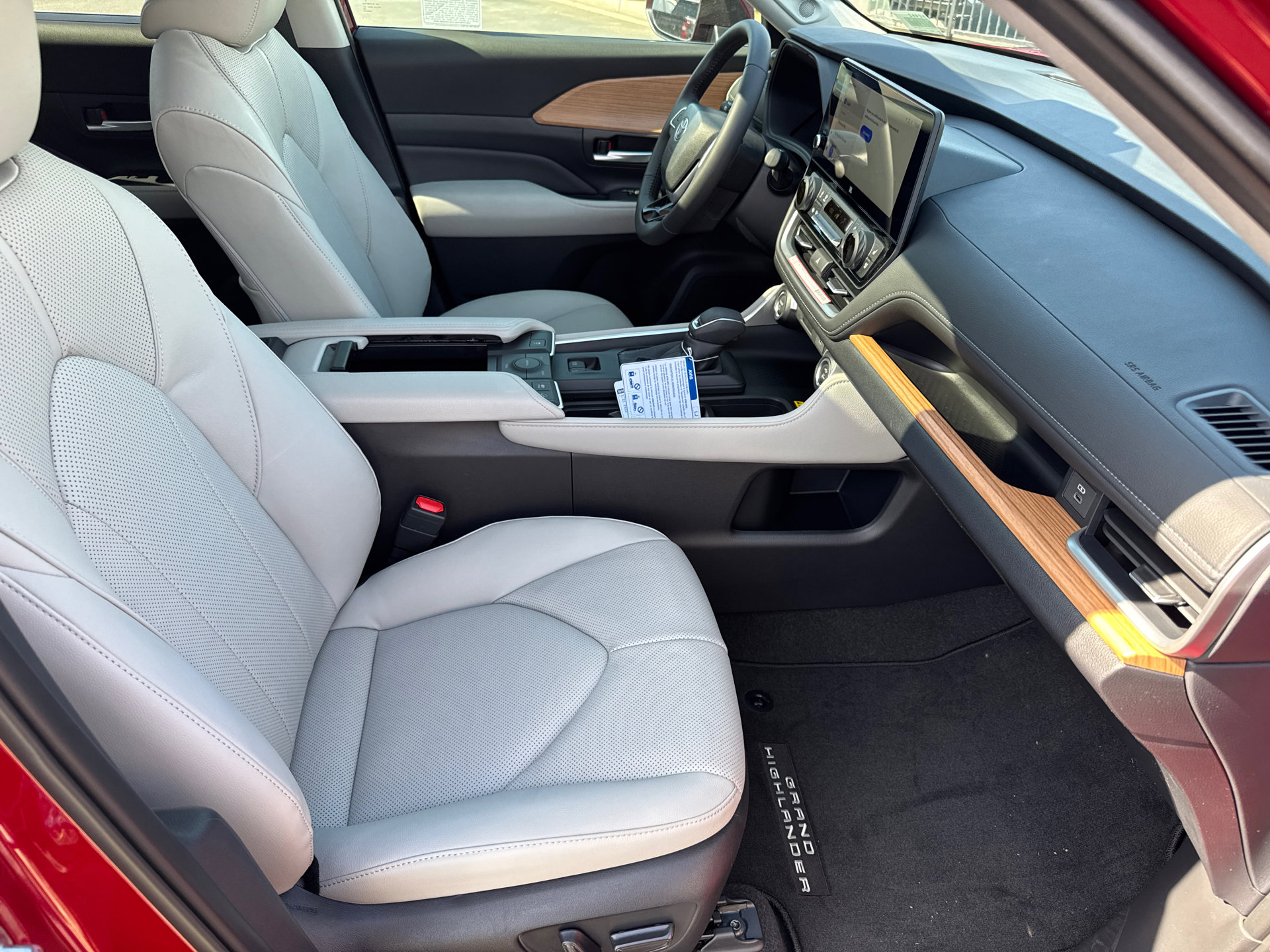 Certified 2026 Toyota Grand Highlander Limited image 18