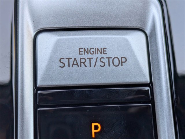 New 2026 Volkswagen Atlas Cross Sport SEL Premium R-Line image 34