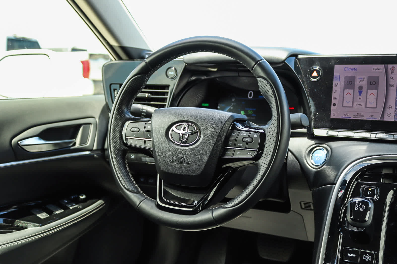Used 2022 Toyota Mirai w/ Advanced Technology Package RWD image 15