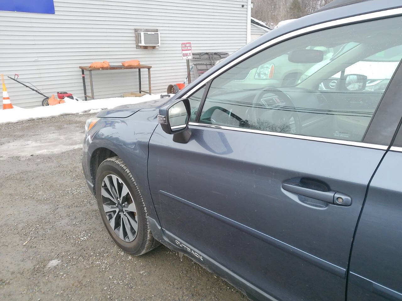 Used 2016 Subaru Outback 2.5i Limited image 14