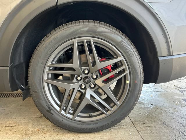 New 2026 Ford Explorer ST w/ Sun And Sound Package AWD/4WD image 9