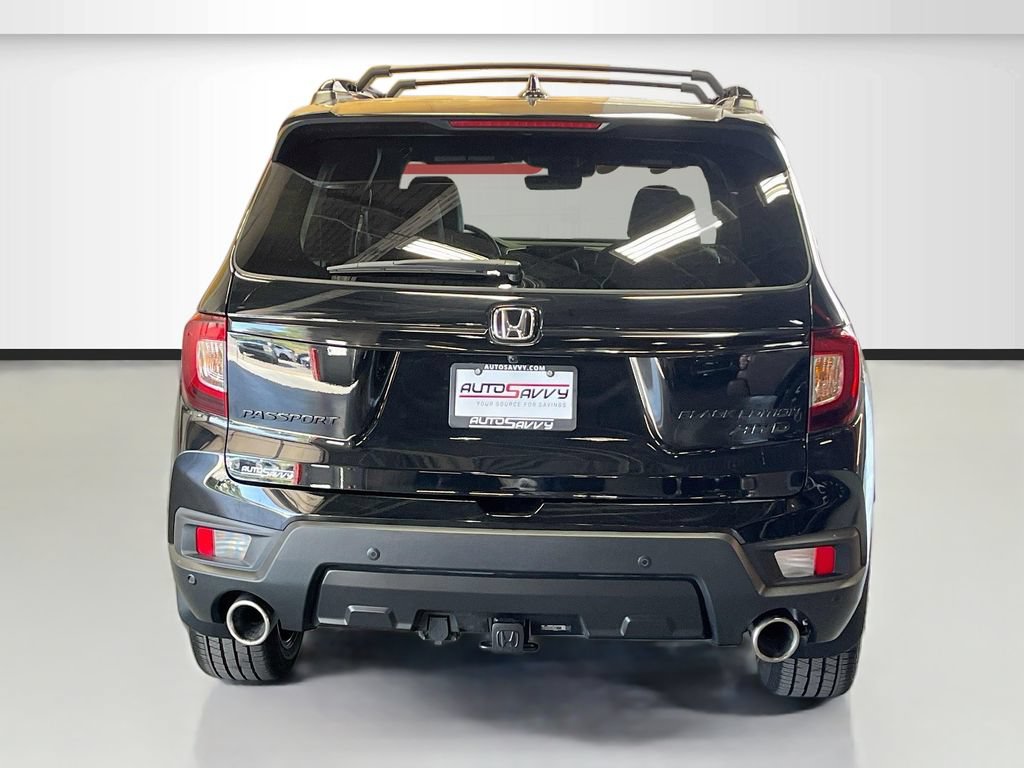 Used 2025 Honda Passport Black Edition image 6