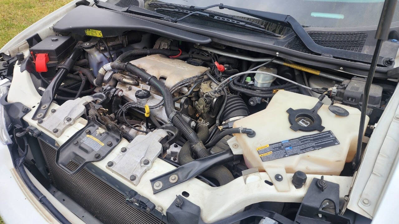 Used 2004 Chevrolet Venture LT FWD image 46
