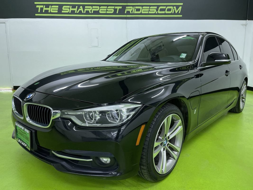 Used 2018 BMW 330e w/ Convenience Package RWD image 5
