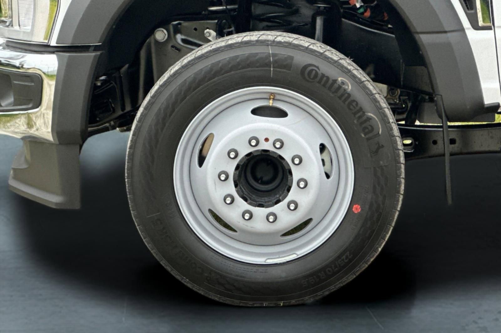 New 2026 Ford F550 2WD Regular Cab Super Duty image 26