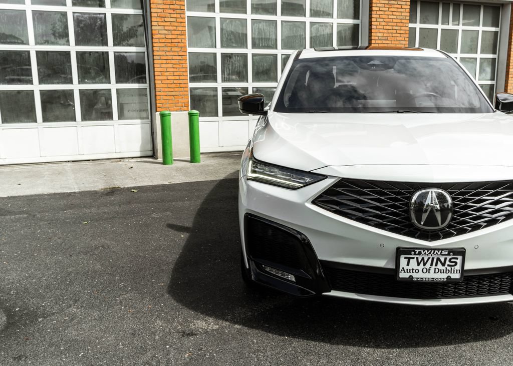 Used 2025 Acura MDX A-Spec AWD/4WD image 36