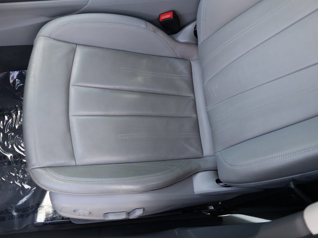 Used 2019 Audi A4 2.0T Premium w/ Convenience Package image 30