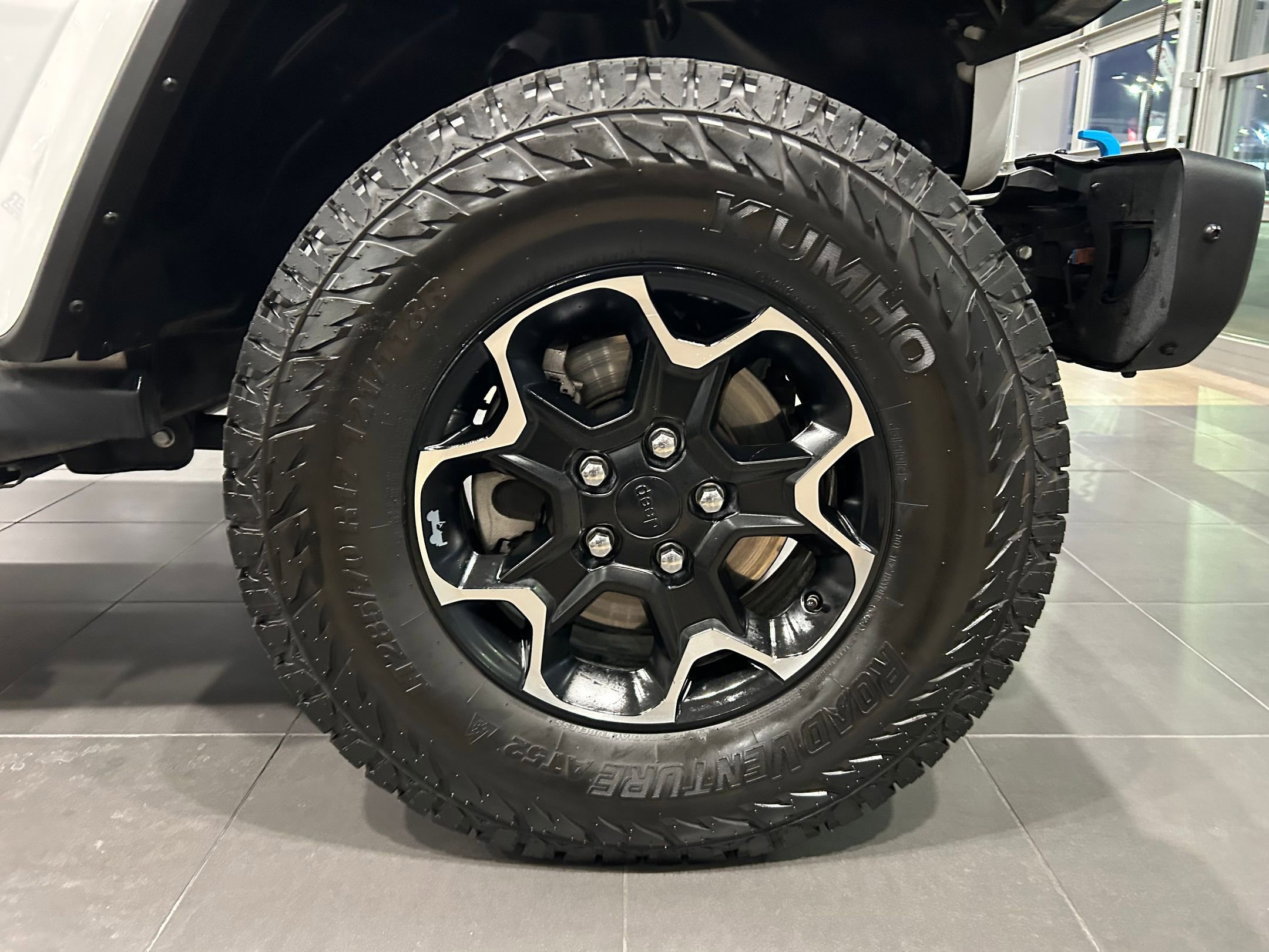 Used 2021 Jeep Wrangler Unlimited Rubicon 4xe w/ Steel Bumper Group image 29