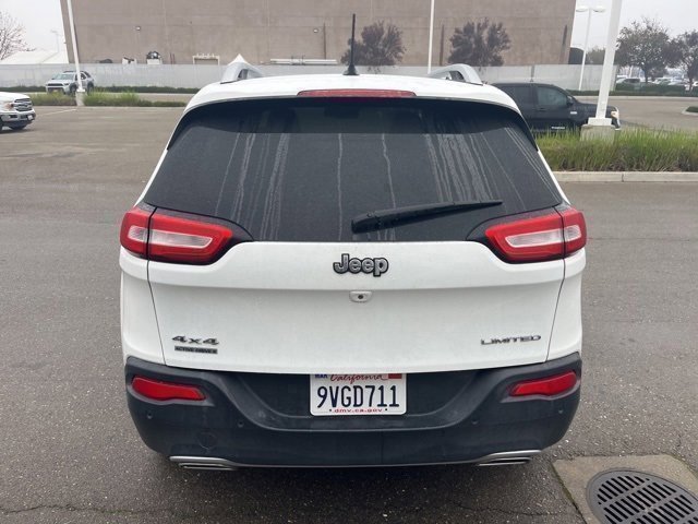 Used 2015 Jeep Cherokee Limited w/ Luxury Group image 6