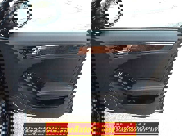 Used 2015 Audi A4 2.0T Premium Plus w/ Technology Package image 35