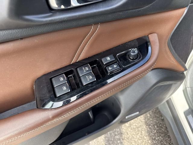 Used 2017 Subaru Outback 3.6R Touring w/ Popular Package #5A image 12