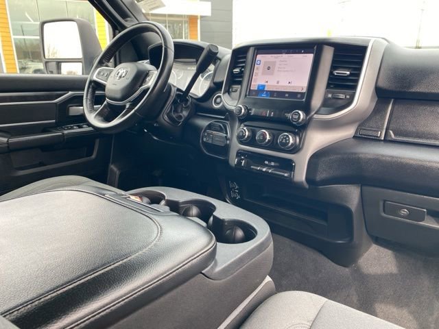 Used 2024 RAM 3500 Big Horn image 6