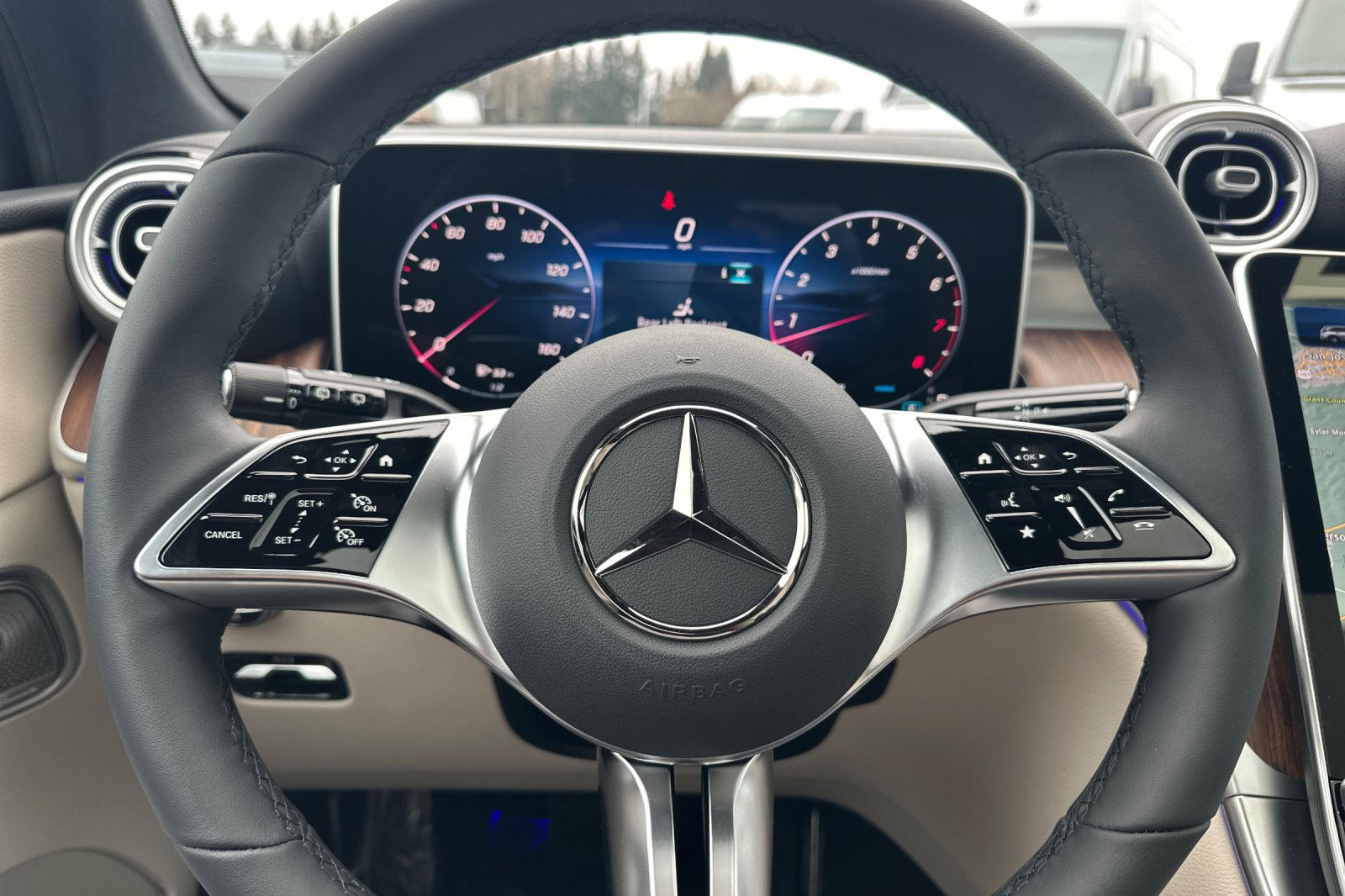 New 2026 Mercedes-Benz GLC 300 4MATIC image 24