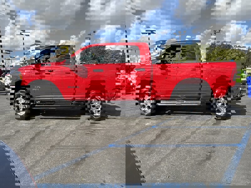 Used 2024 RAM 2500 Big Horn w/ Bed Utility Group image 5