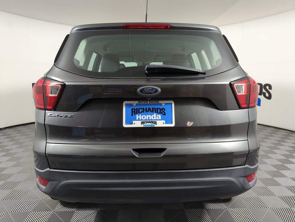 Used 2019 Ford Escape S FWD image 4