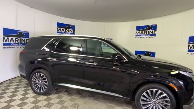 Used 2024 Hyundai Palisade Calligraphy image 3