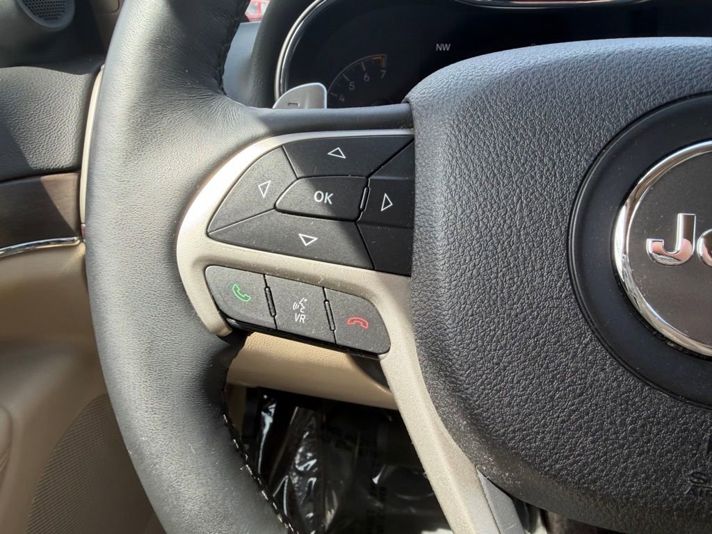 Used 2016 Jeep Grand Cherokee Limited w/ Trailer Tow Group IV image 4