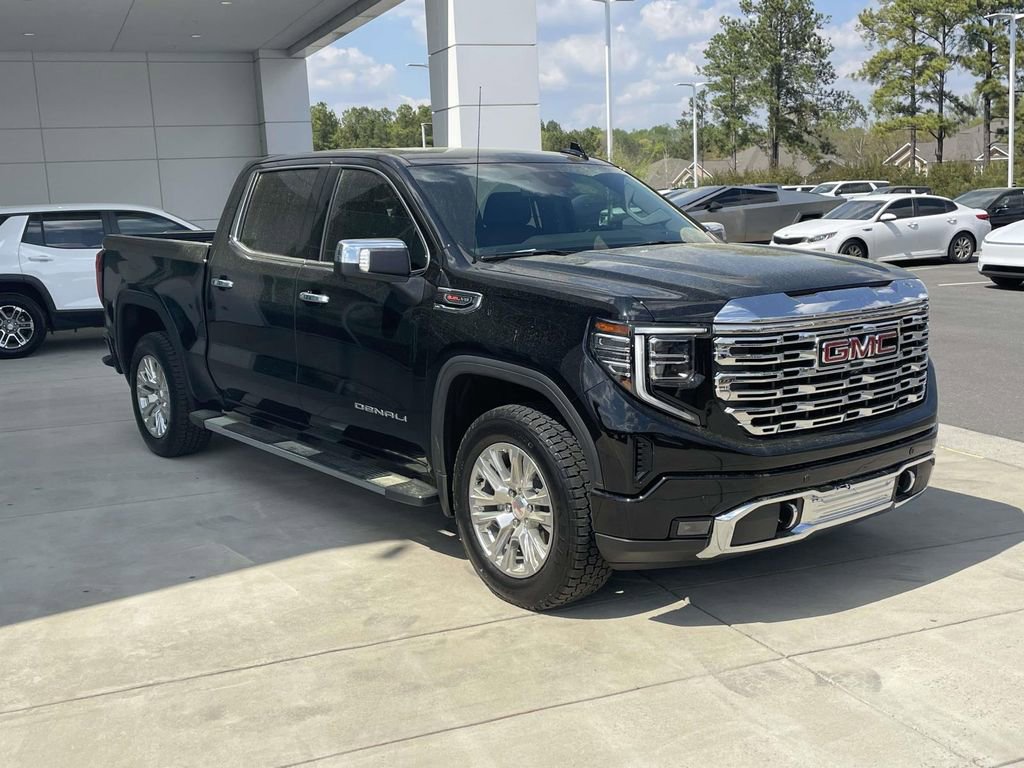 Used 2023 GMC Sierra 1500 Denali AWD/4WD image 4