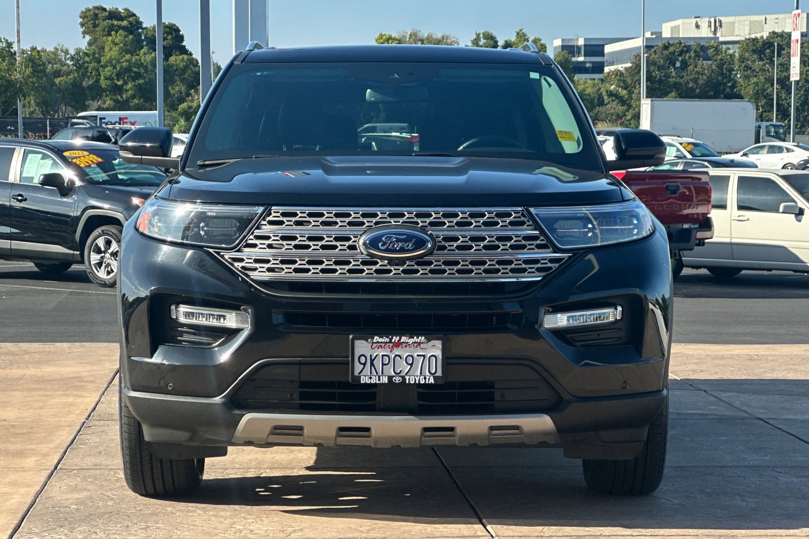 Used 2023 Ford Explorer Limited w/ Limited Technology Package RWD image 10