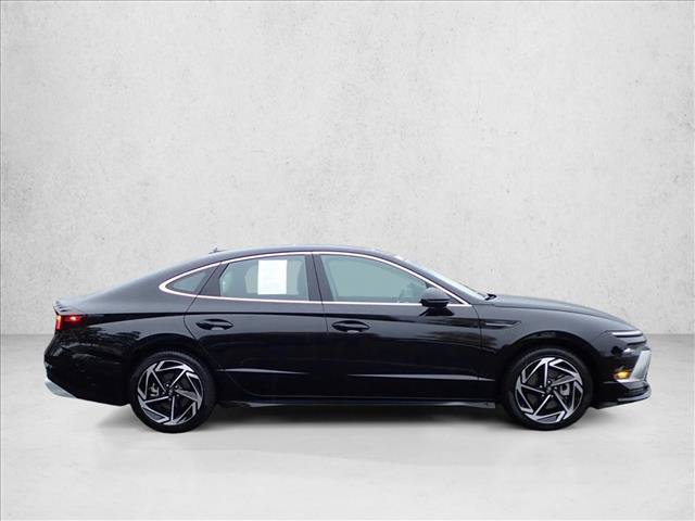Used 2024 Hyundai Sonata SEL w/ Convenience Package FWD image 5