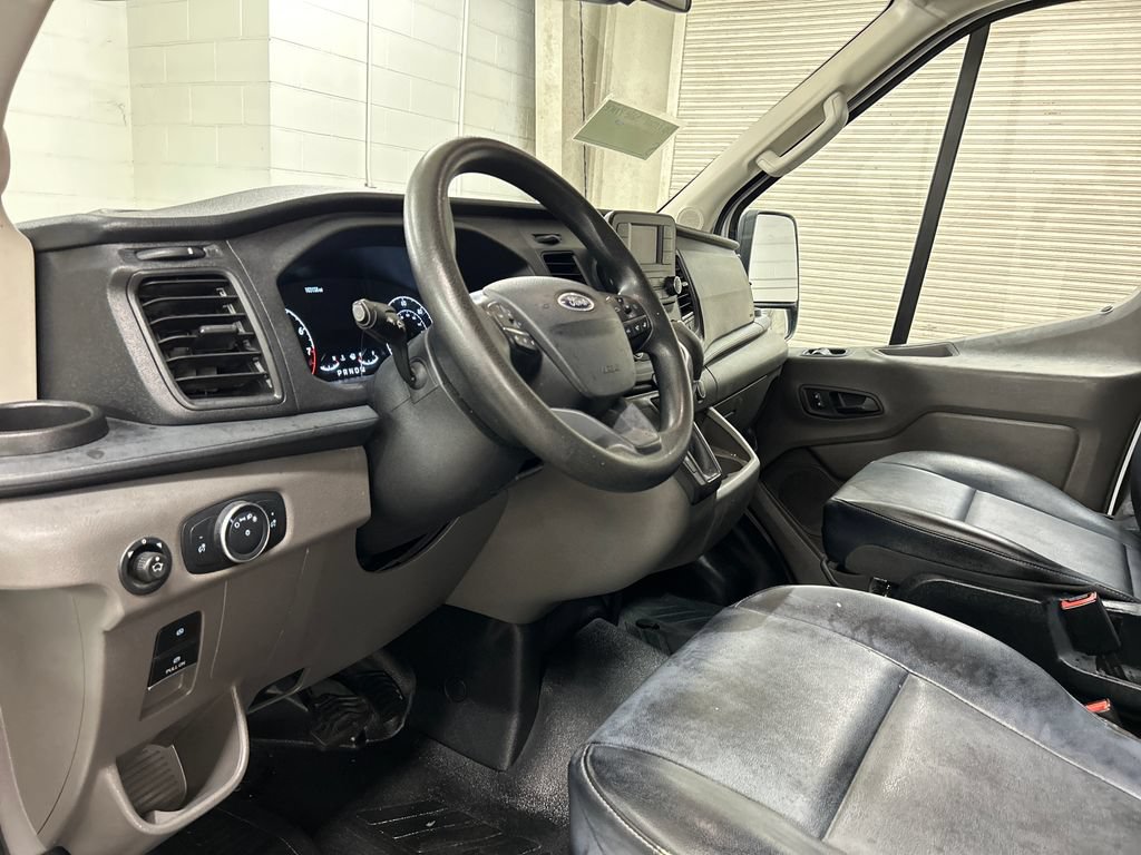 Used 2021 Ford Transit 250 Medium Roof RWD image 4